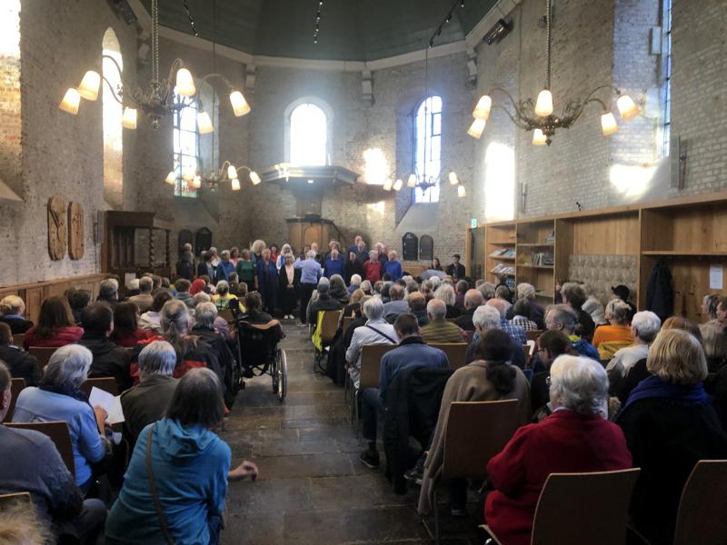 Ankündigung für ein Konzert der Chöre D'accord und Hohes C